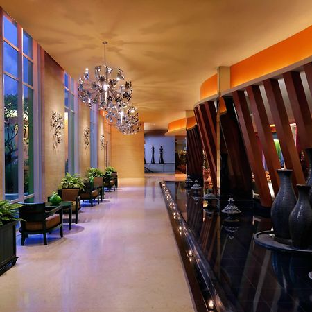 Hotel Ibis Styles Bali Denpasar Extérieur photo