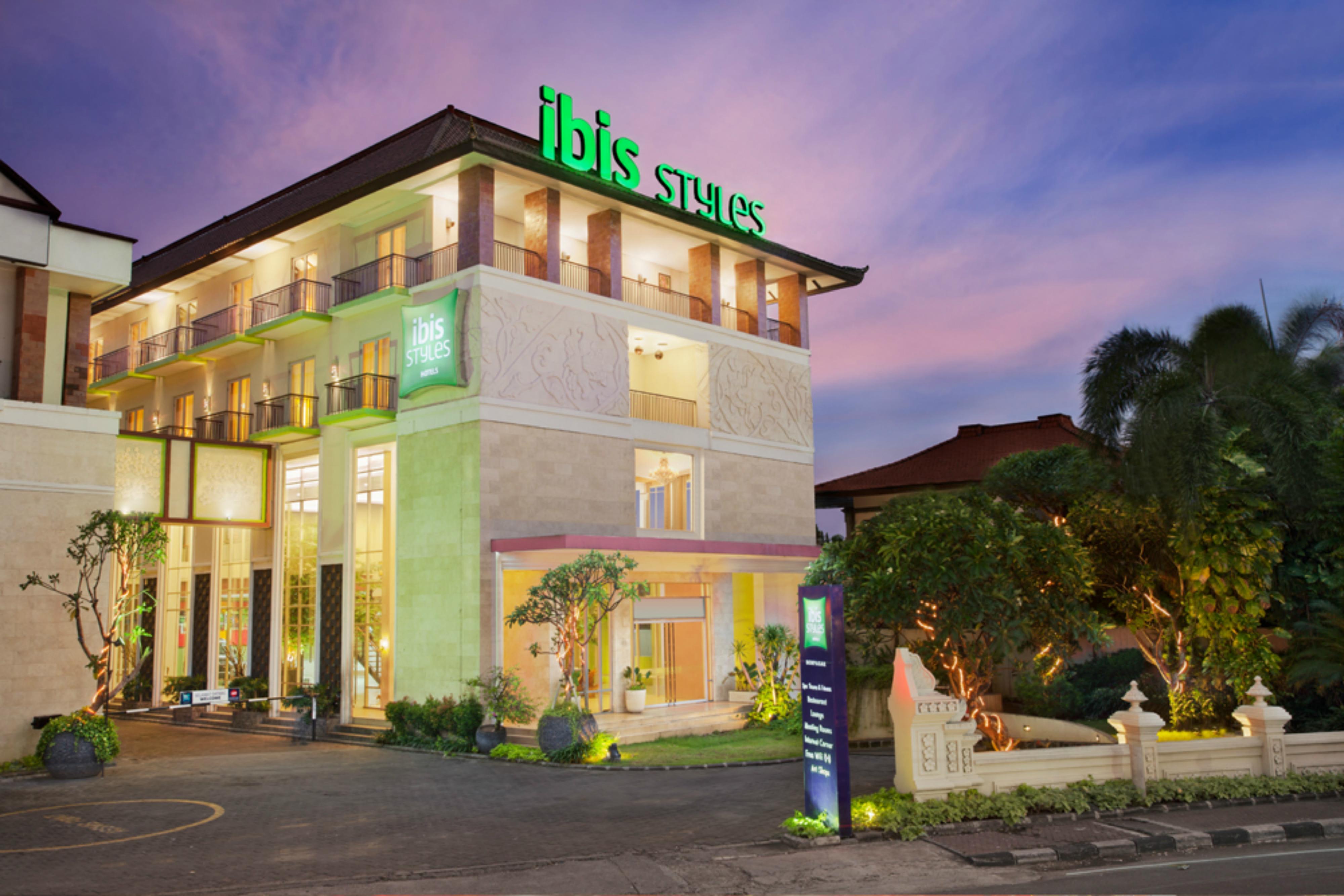 Hotel Ibis Styles Bali Denpasar Extérieur photo
