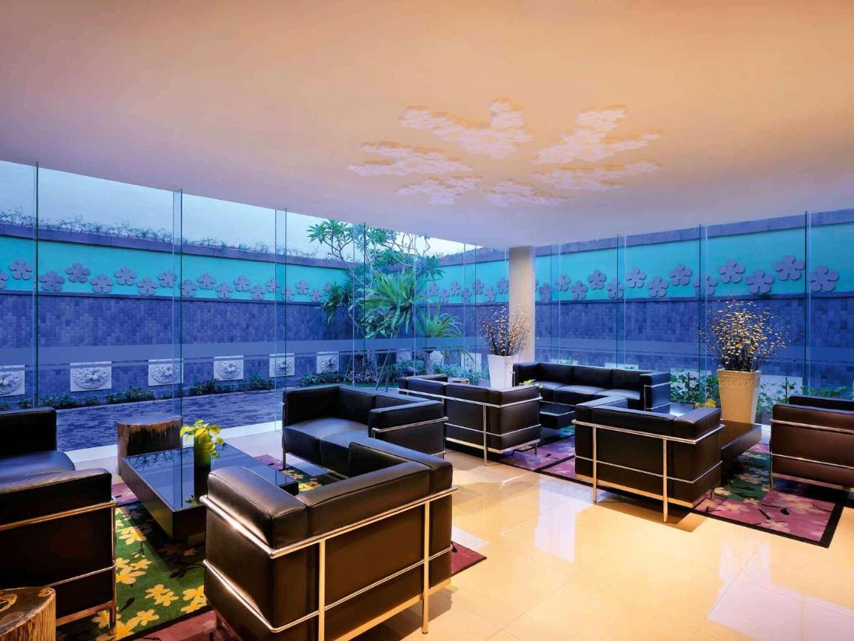 Hotel Ibis Styles Bali Denpasar Extérieur photo