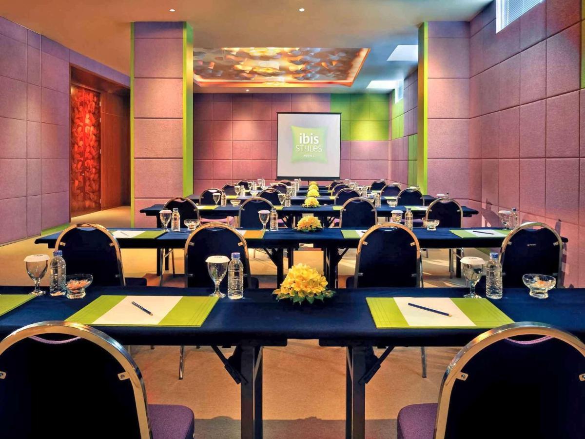 Hotel Ibis Styles Bali Denpasar Extérieur photo