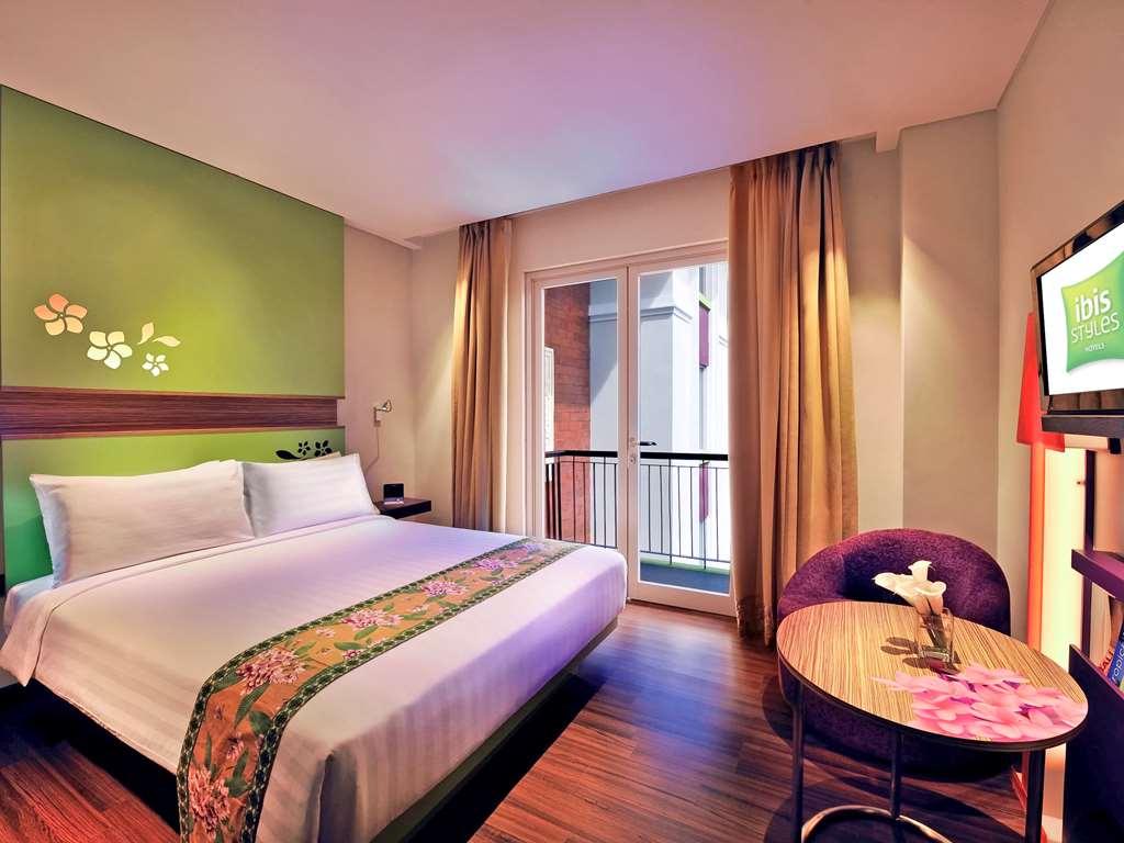 Hotel Ibis Styles Bali Denpasar Chambre photo